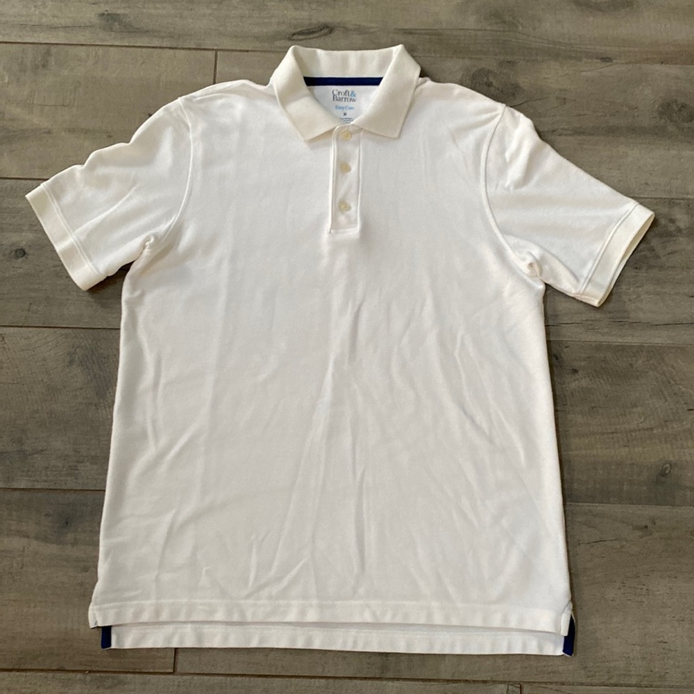 Croft & Barrow Polo Shirt. White size medium